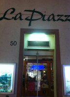 Pizzeria La Piazza inside