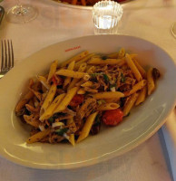 Santa Lucia Paradeplatz food