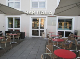 Bar Italia inside