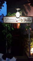 La Villa outside