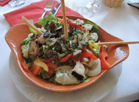 Giusi's Pizzeria food