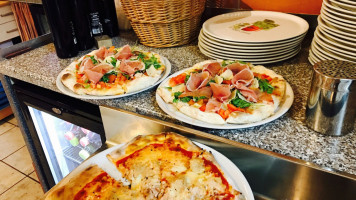 Pizzeria Cuore Sportivo food