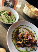 Cafe du Rond-Point food
