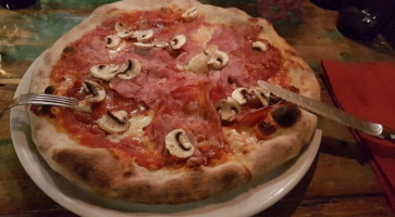 Don Leone food