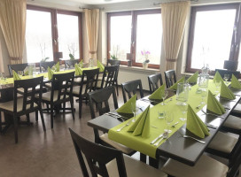 Hotel-Restaurant-Café Erholung food