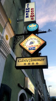 Stadtheuriger - Gasthof Lindbaum food