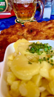 Schnitzelwirt food