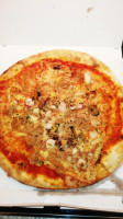 Leone Pizzeria food