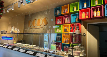 Dods Frozen Wonderland food