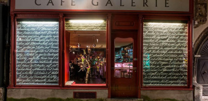 Galerie Cafe · · Music · Books · Games food