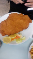 Schnitzelimbiss food