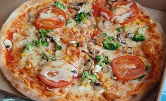 Diamond Pizza Kebap food