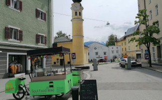 Soul Food Bike outside