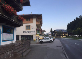 Gasthaus-pension Bergland outside