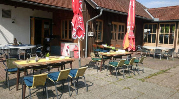 Wirtshaus Zum Bootshaus inside