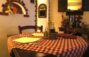 Amici Osteria food