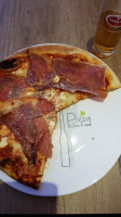 Pizzeria- Dejvid's food