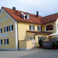 Gasthof Zum Maurerwirt outside