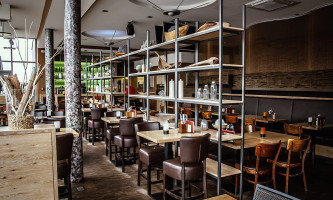 Metropolis Bar Restaurant Walldorf food