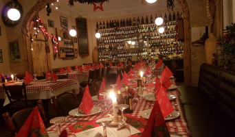 Trattoria Da Remo inside