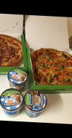 Pizza Max food