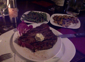 Steakhouse food