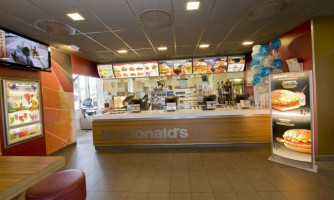 McDonald`s inside