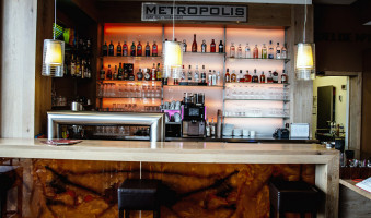 Metropolis Bar Restaurant Walldorf food