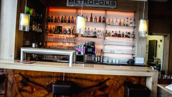 Metropolis Bar Restaurant Walldorf food