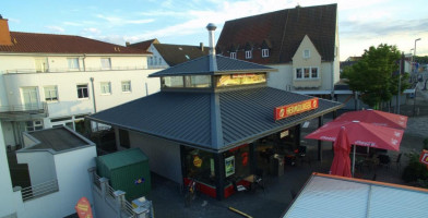 Hermsburger Restaurants outside