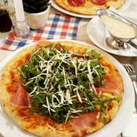 Pizzeria Covaccino food