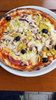 Pizzeria Galeria food