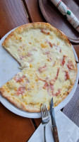 Pizzeria Galeria food