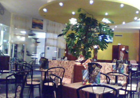 Eis Café Cristallo inside