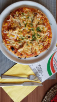 Gino Pizzeria food