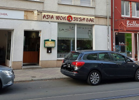 Asia Wok Sushibar outside