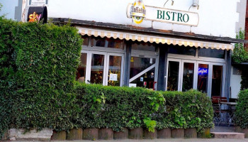 Cafe Bistro outside