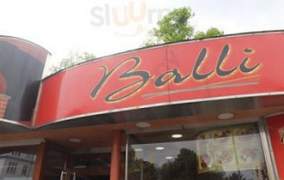 Balli Burger inside