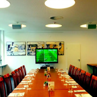 Geißbockheim - Clubhaus des 1. FC Köln food