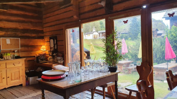 La Petite Auberge De Lannaz food