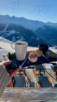 Mouton Noir Verbier food