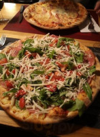 Etna Pizza food