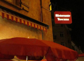 Toscana outside