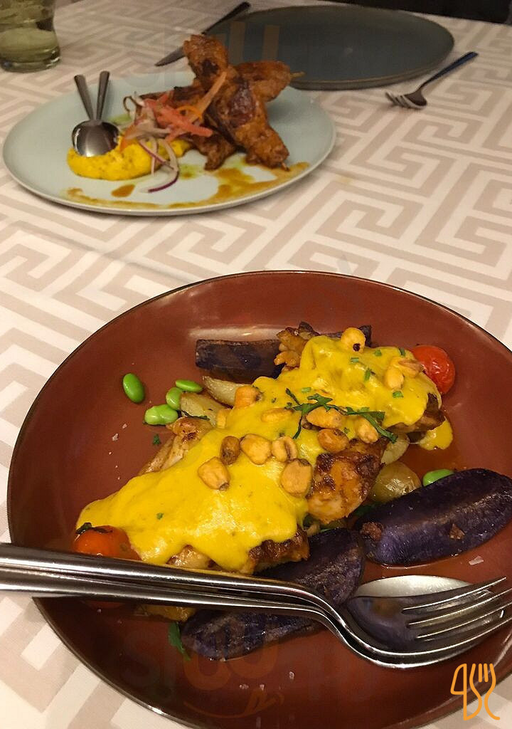 restaurant image