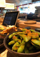 Yooji's Dreikönig food
