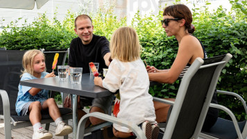 Le Vélodrome food