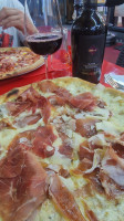 Pizzeria Gusto Italiano food