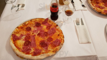 Pizzeria Veneziana food