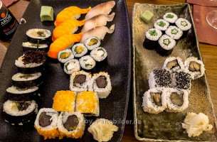 SUSHIYA sansaro food