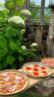 Pizzeria Pizza Paule food